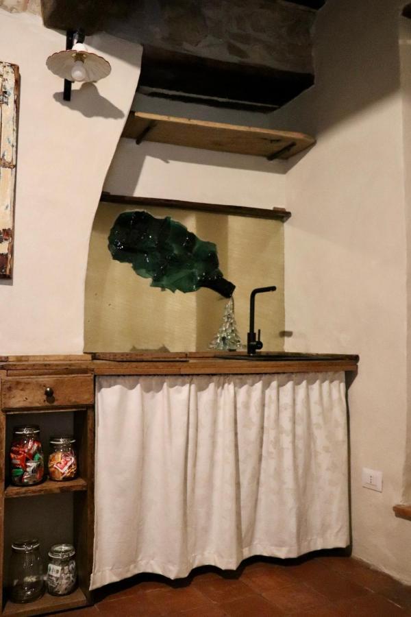 La Casa Del Teatro Appartement Campiglia dʼOrcia Buitenkant foto