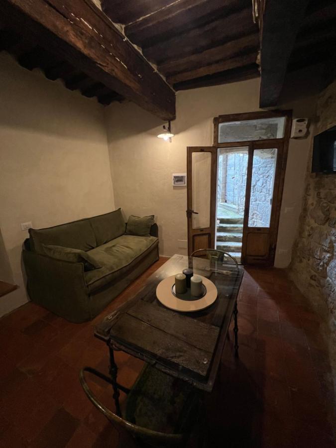 La Casa Del Teatro Appartement Campiglia dʼOrcia Buitenkant foto