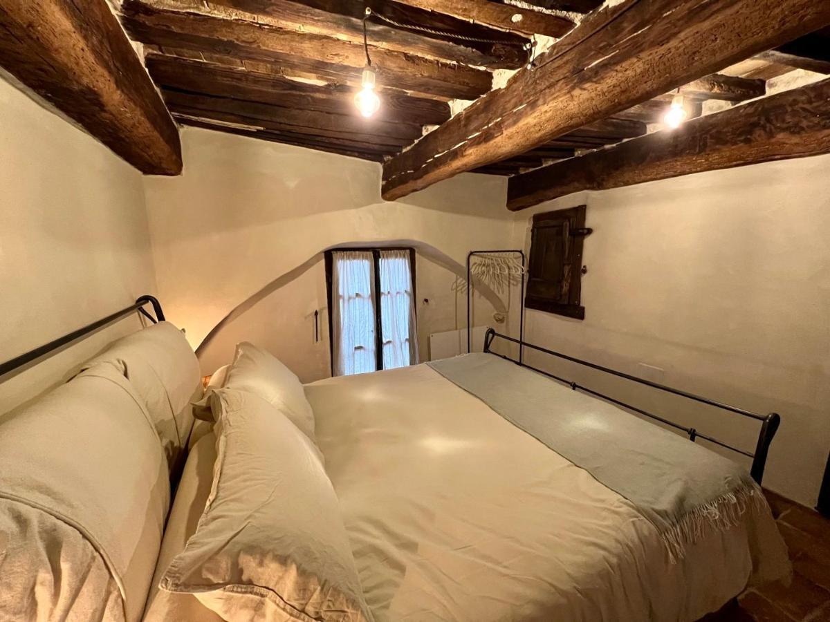 La Casa Del Teatro Appartement Campiglia dʼOrcia Buitenkant foto