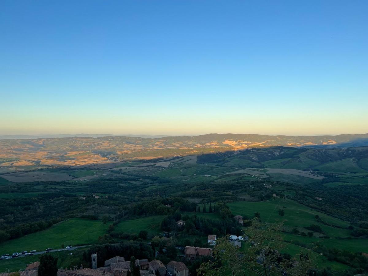 La Casa Del Teatro Appartement Campiglia dʼOrcia Buitenkant foto